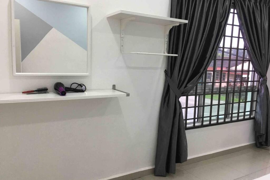 22Pax :Taman Pelangi Party House Nearby Midvelly Villa Johor Bahru Exteriör bild